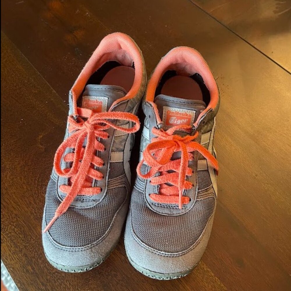 Asics Onitsuka Tiger Women's Sneakers Grey And Coral Size 8.5